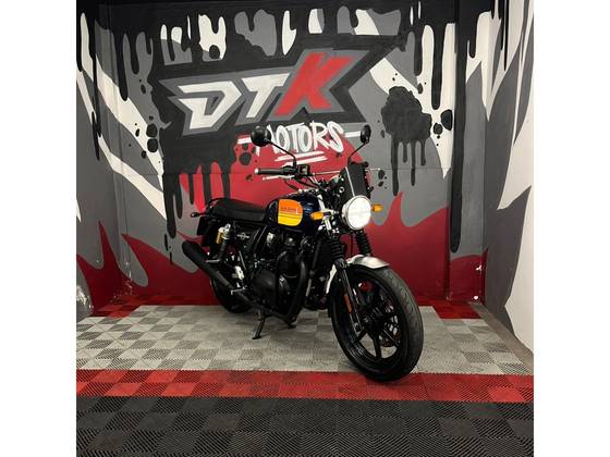 ROYAL ENFIELD INTERCEPTOR 